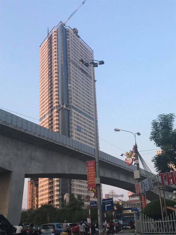 thap-doanh-nhan-ha-dong-cham-tien-do